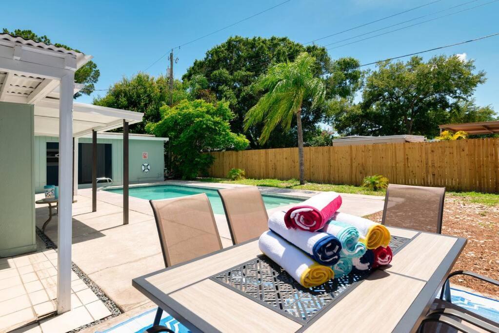 Relaxing Pool Home For Family Getaway Close To Tampa Zoo, Busch Gardens, Restaurants And Shopping! Esterno foto